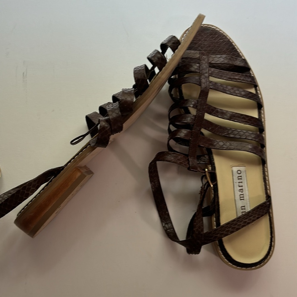 San Marino brown leather strappy sandals. Mint condition. Side 8.